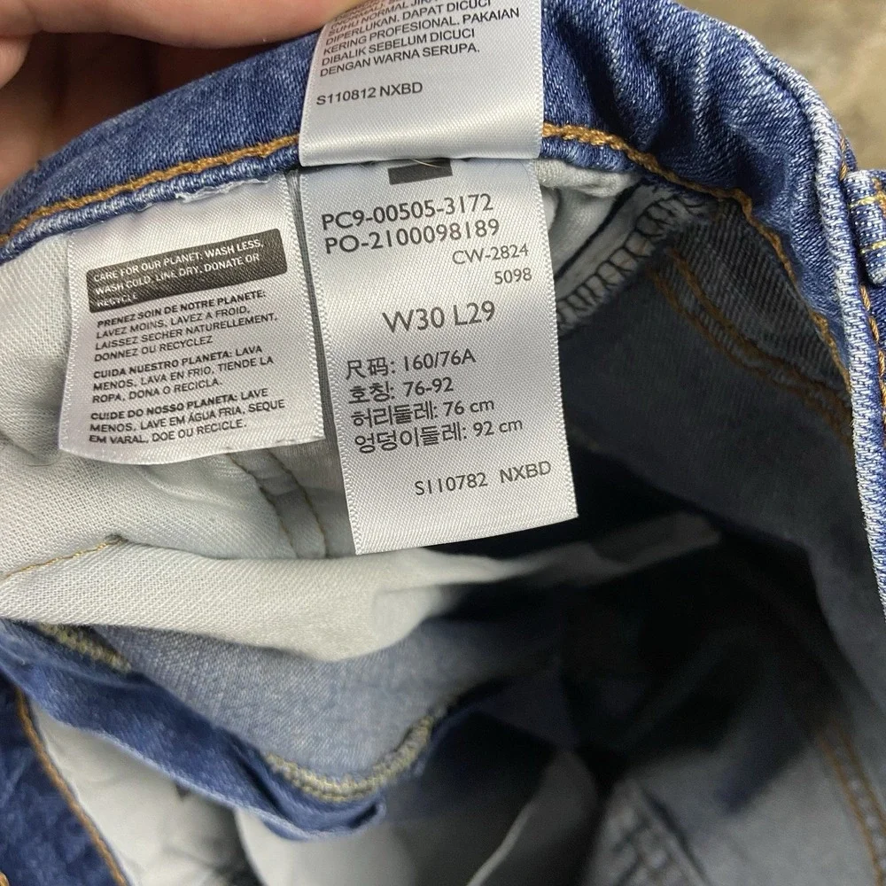 Levi's 505 Jeans Size 30x29 Blue Denim Medium Wash Classic Straight Leg Fit